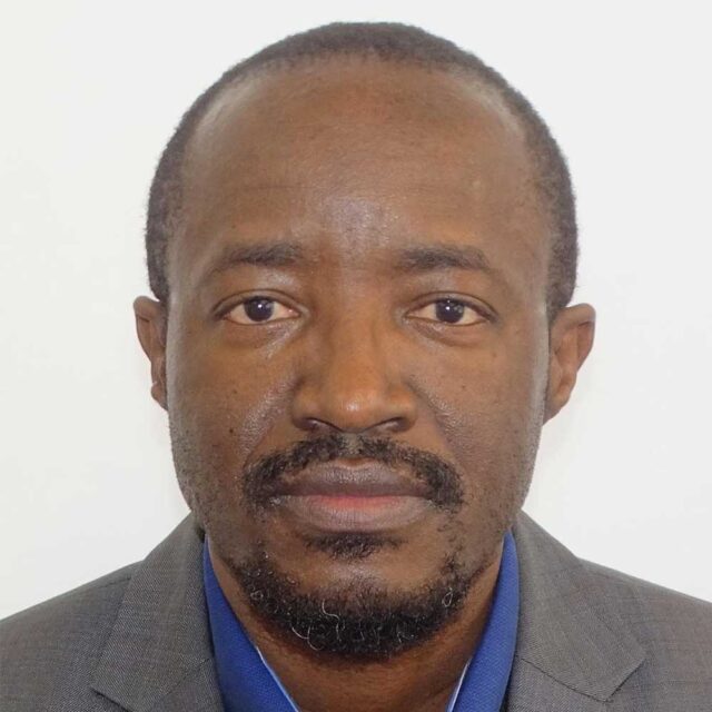 Paul Bakaki headshot